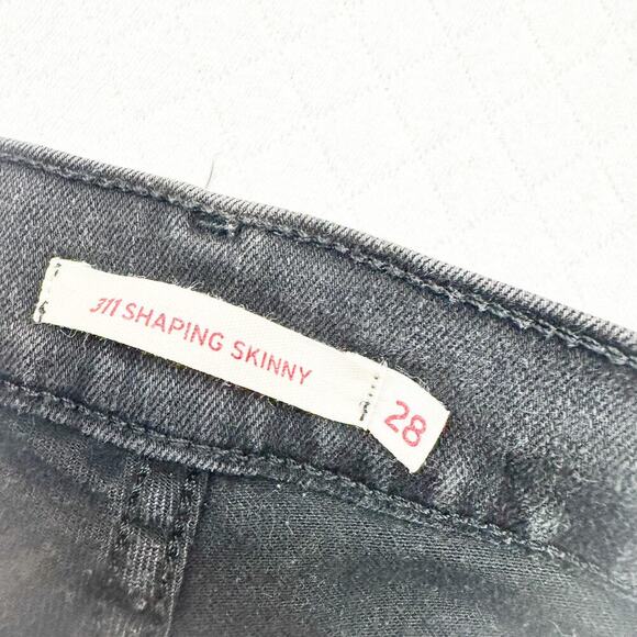 Levi's 311 Shaping Skinny Black Denim Stretch Denim Jeans Size 28 x 30 - Picture 6 of 9
